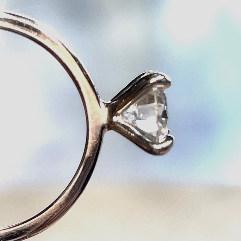 2ct D, VVS1 Moissanite Solitare Ring - Picture 6 of 14